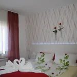 Апартаменты Zum Sauerlaender Altstadt *